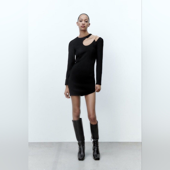 Zara Dresses & Skirts - ZARA ANGOLA MINI DRESS WITH CHAIN DETAIL -NWT SIZE XL